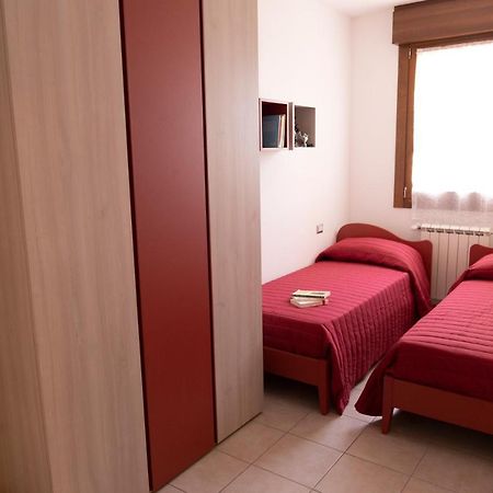 Sky Sun & Sea Apartment Кавалино-Трепорти Екстериор снимка