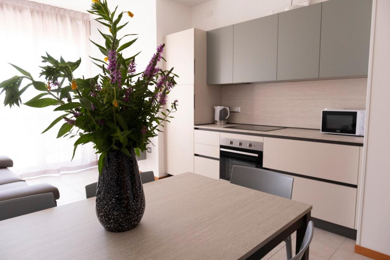 Sky Sun & Sea Apartment Кавалино-Трепорти Екстериор снимка