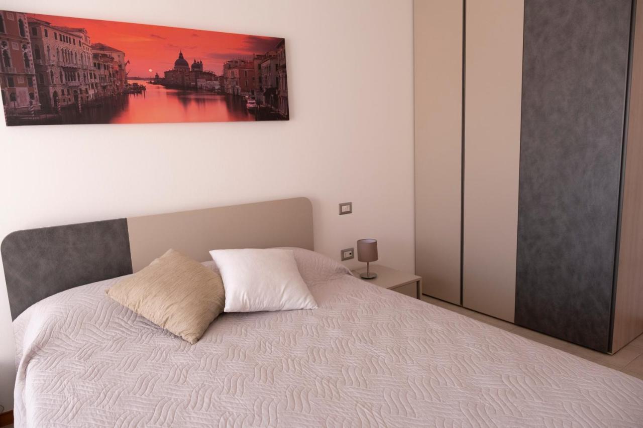 Sky Sun & Sea Apartment Кавалино-Трепорти Екстериор снимка