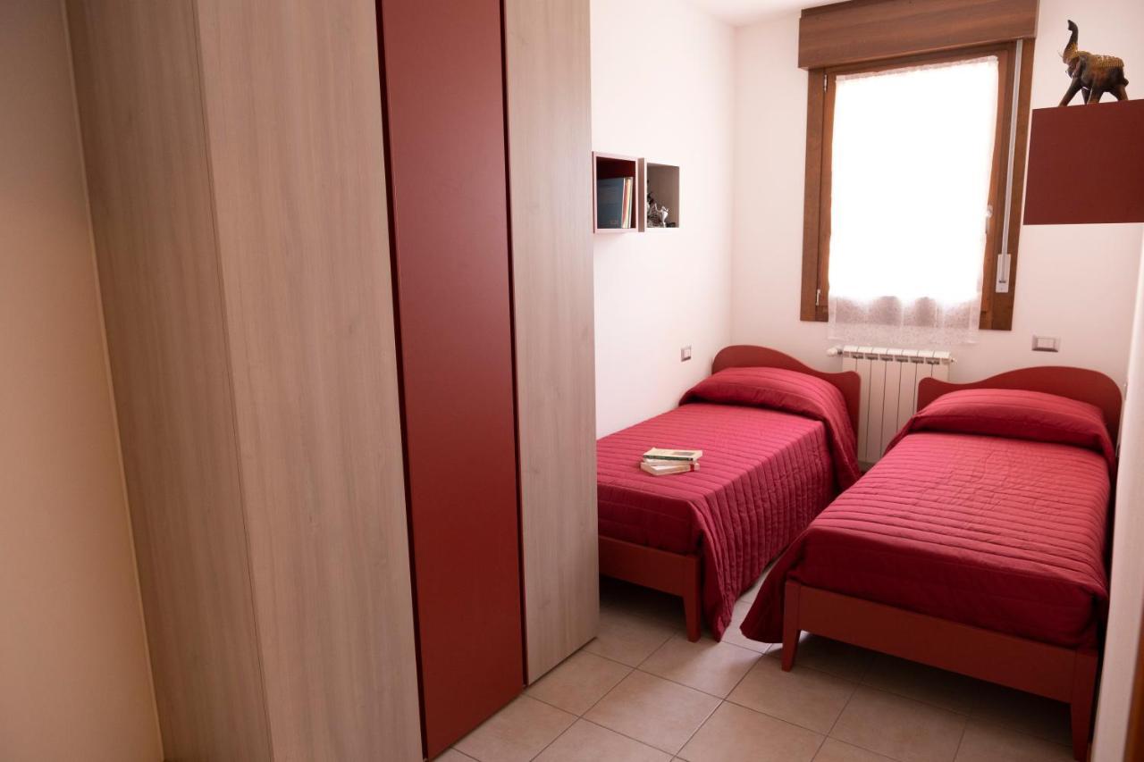 Sky Sun & Sea Apartment Кавалино-Трепорти Екстериор снимка