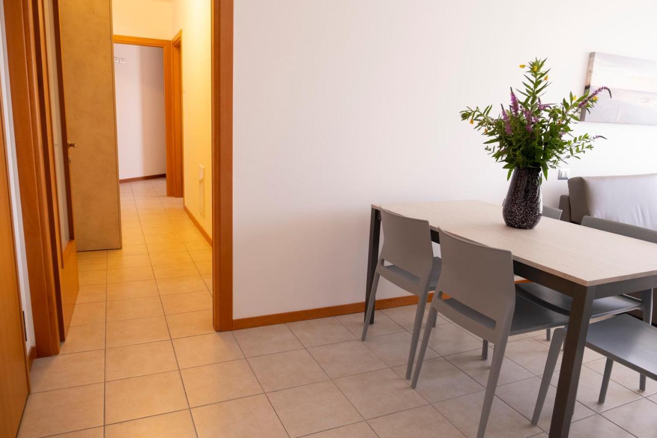 Sky Sun & Sea Apartment Кавалино-Трепорти Екстериор снимка