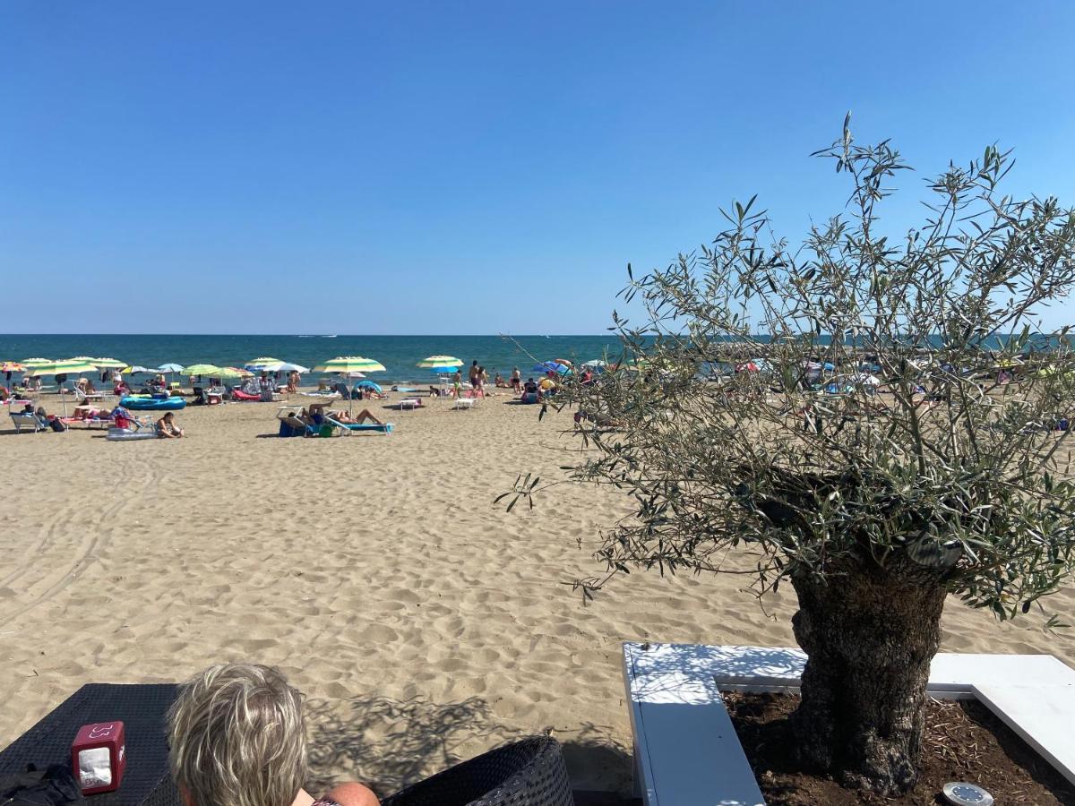 Sky Sun & Sea Apartment Кавалино-Трепорти Екстериор снимка